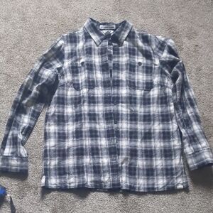 Duluth Trading Co Black and Gray Plaid Flannel Shirt